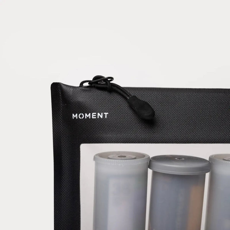 Moment Reusable Travel Film Pouch (Small Black)