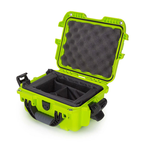 Nanuk 905 Case with Padded Divider (Lime)