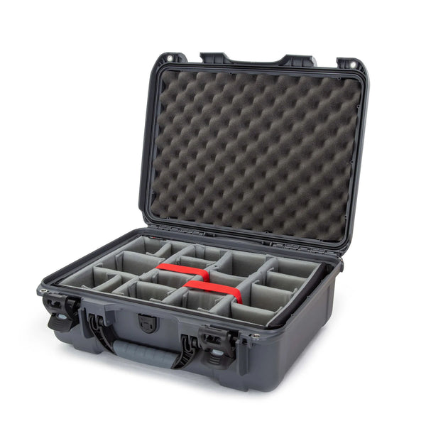 Nanuk 930 Case with Padded Divider (Graphite)