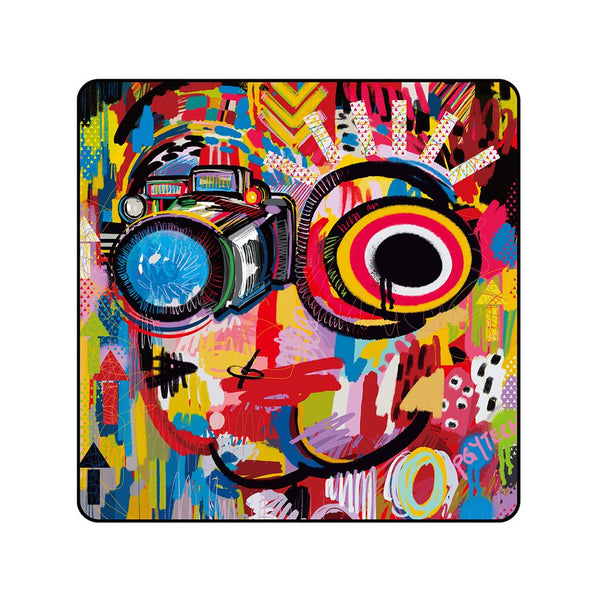 PGYTECH Protective Wrap Doodle Size M 45x45cm showcasing its durable and versatile design features