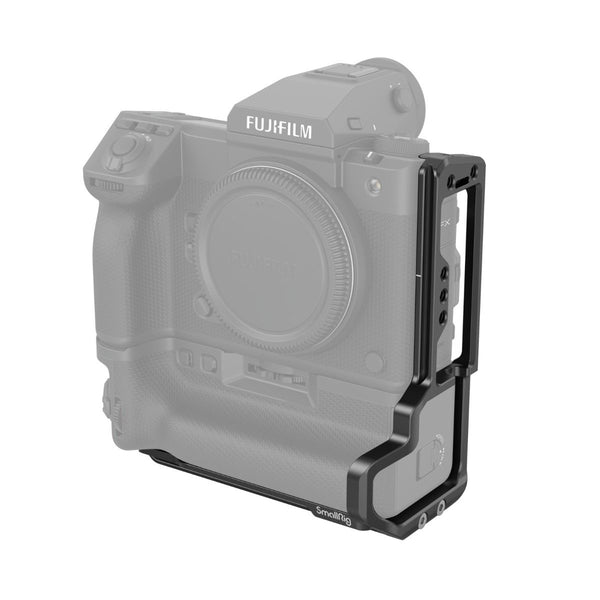 Precision-engineered SmallRig 4203 L Bracket for FUJIFILM GFX100 II with VG-GFX100ll Battery Grip