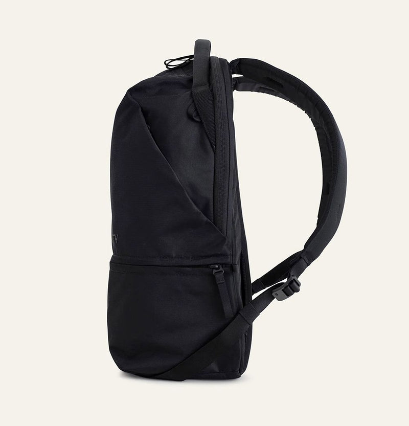 Urth Arkose 20L Backpack (Black)